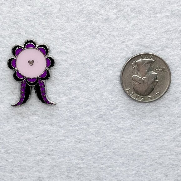 🔮 5/$25 Disney Prize Ribbons‎ The Little Mermaid Ursula Pin - Picture 2 of 2